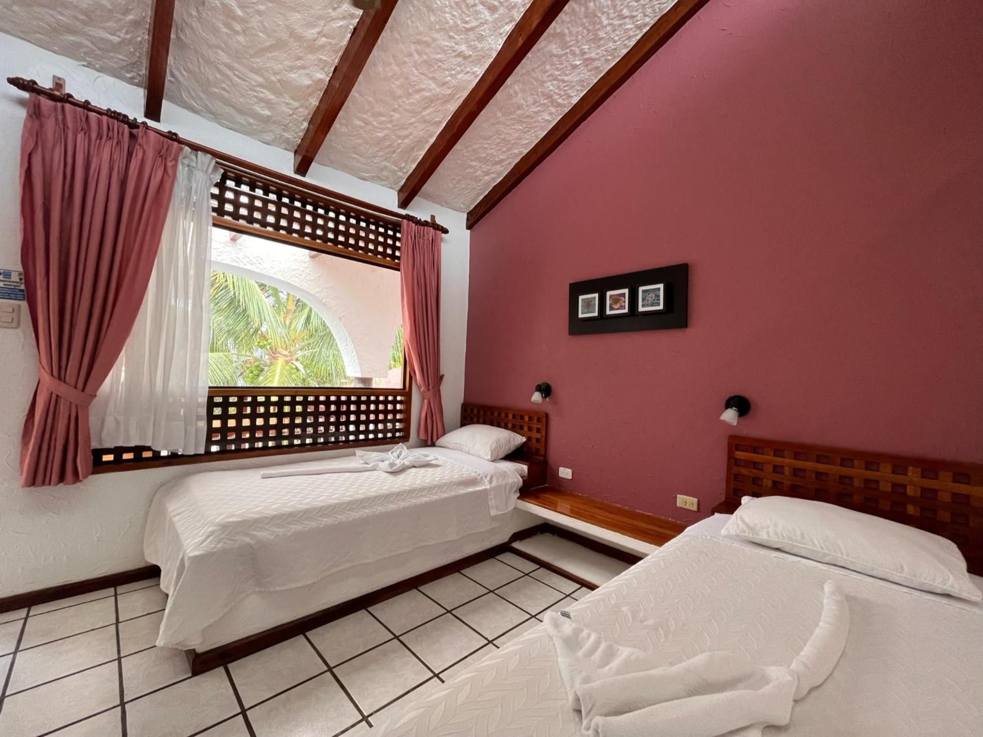Hotel Silberstein Puerto Ayora  Zewnętrze zdjęcie